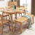 海善家の食卓全純木伸縮折れみの食卓1.2/1.5メートルの大きさで、タプレ木張りの長方形の食事テーブルとテーブルの組み合わせはシンプロダインレストランの家が伸縮できるテーブル(ウィンザーチェア)原木色のテーブル2つの椅子があります。