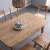 サンスクリット料理のテーブルとテーブルとテーブルとテーブルとテーブルのセット北欧原木色のオークのテーブルの西のテーブルの原木色のテーブル6つのテーブル