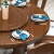 北欧王国の食卓純木円形のテーブルと組み合わせた新しい中国式の大きい円いテーブルと回転テーブル付きの家庭用テーブル。1.3メートルのテーブルに10椅子（全純木）をプレゼントします。回転盤胡桃色です。